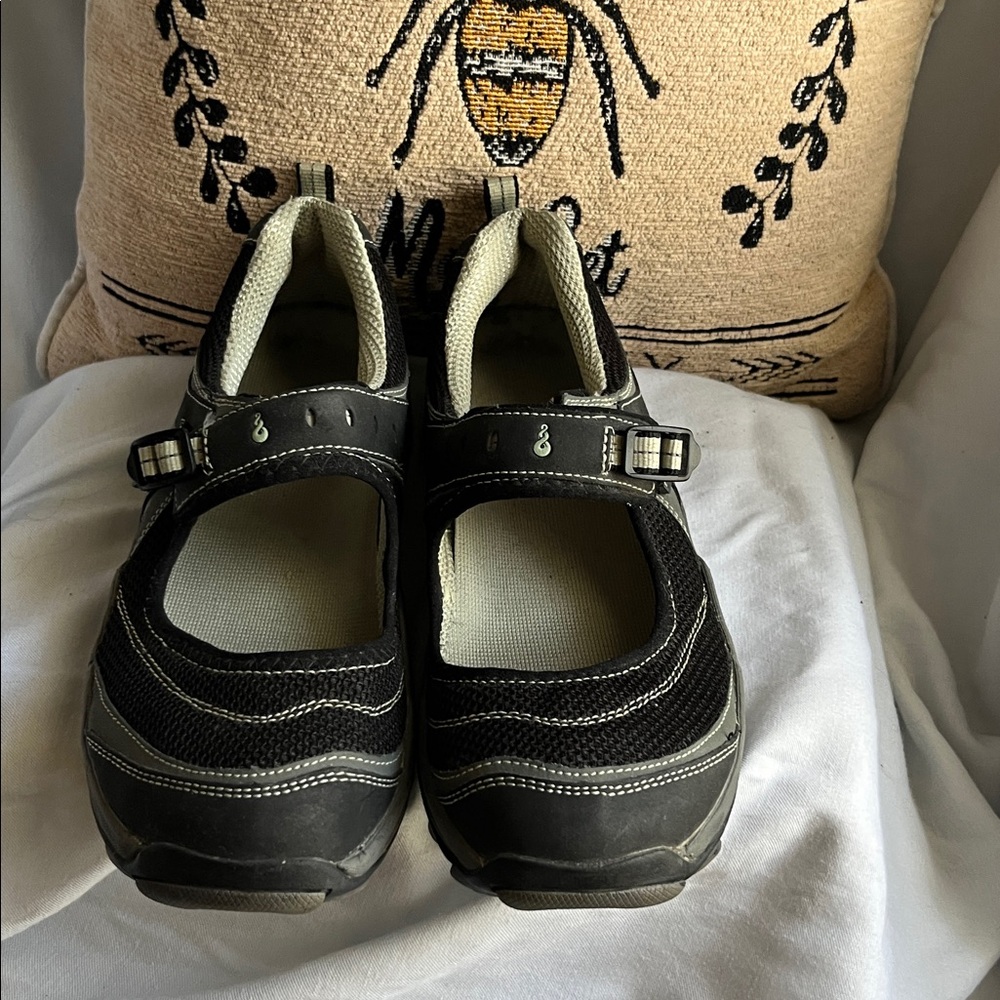 Ahnu Black and Gray Mary Jane sneaker type. Size 8